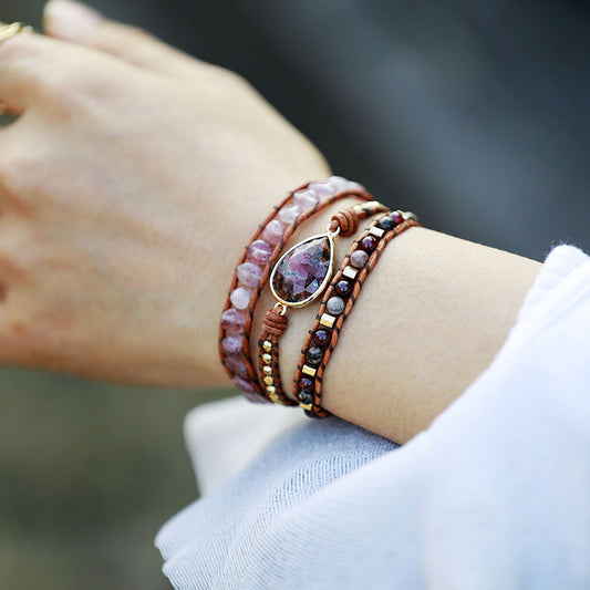 "Pulsera Boho de Cadenas y Piedras Naturales"