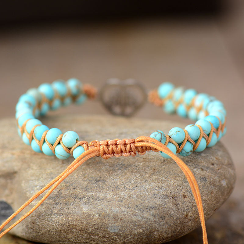 Turquoise Tranquility: Pulsera de Piedras Naturales